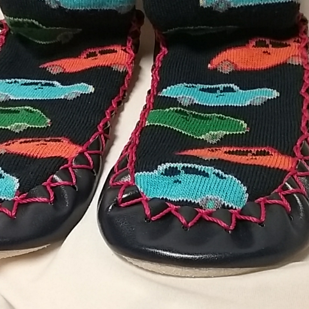 MOCCASINS - Picture 2 of 8